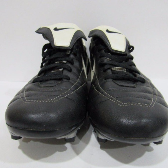 nike tiempo size 13